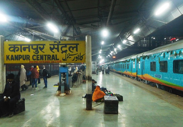5 Trains that will definitely make you wait at Kanpur Central Station